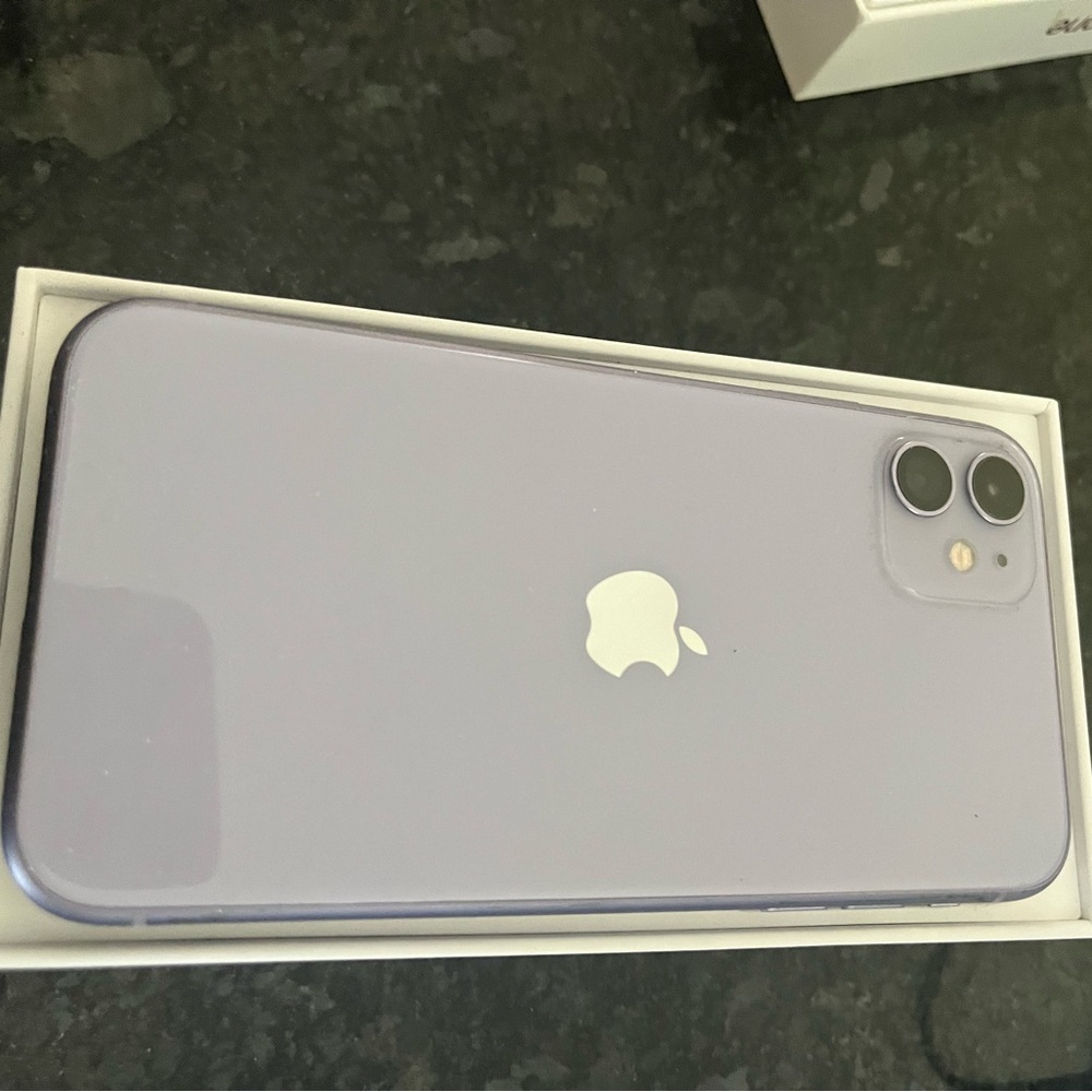 iPhone 11 64 GB